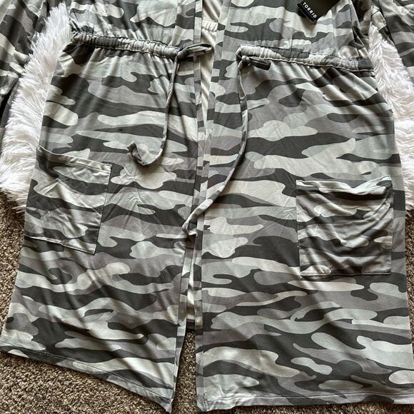 Torrid Super Soft Knits Camo Cardigan New Stretchy Drawstring Waist Womens 2X - Picture 4 of 7
